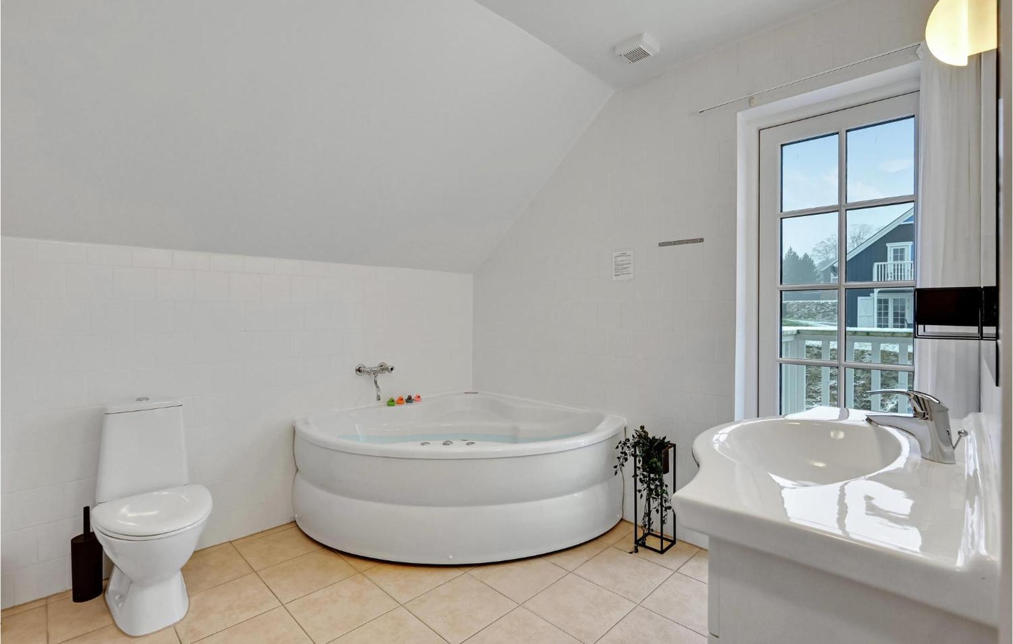 Nice Home In Gjern With Wifi المظهر الخارجي الصورة